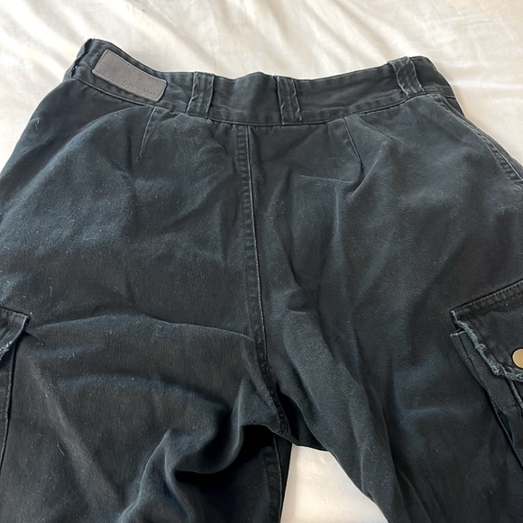 LF Distressed Cargo Pant - Picture 4 of 5